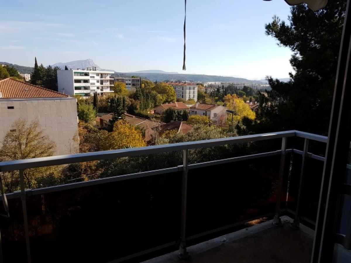 
																			4 pièces - 
																		2ème étage - 66m² - 1 025,61 € - Photo #1