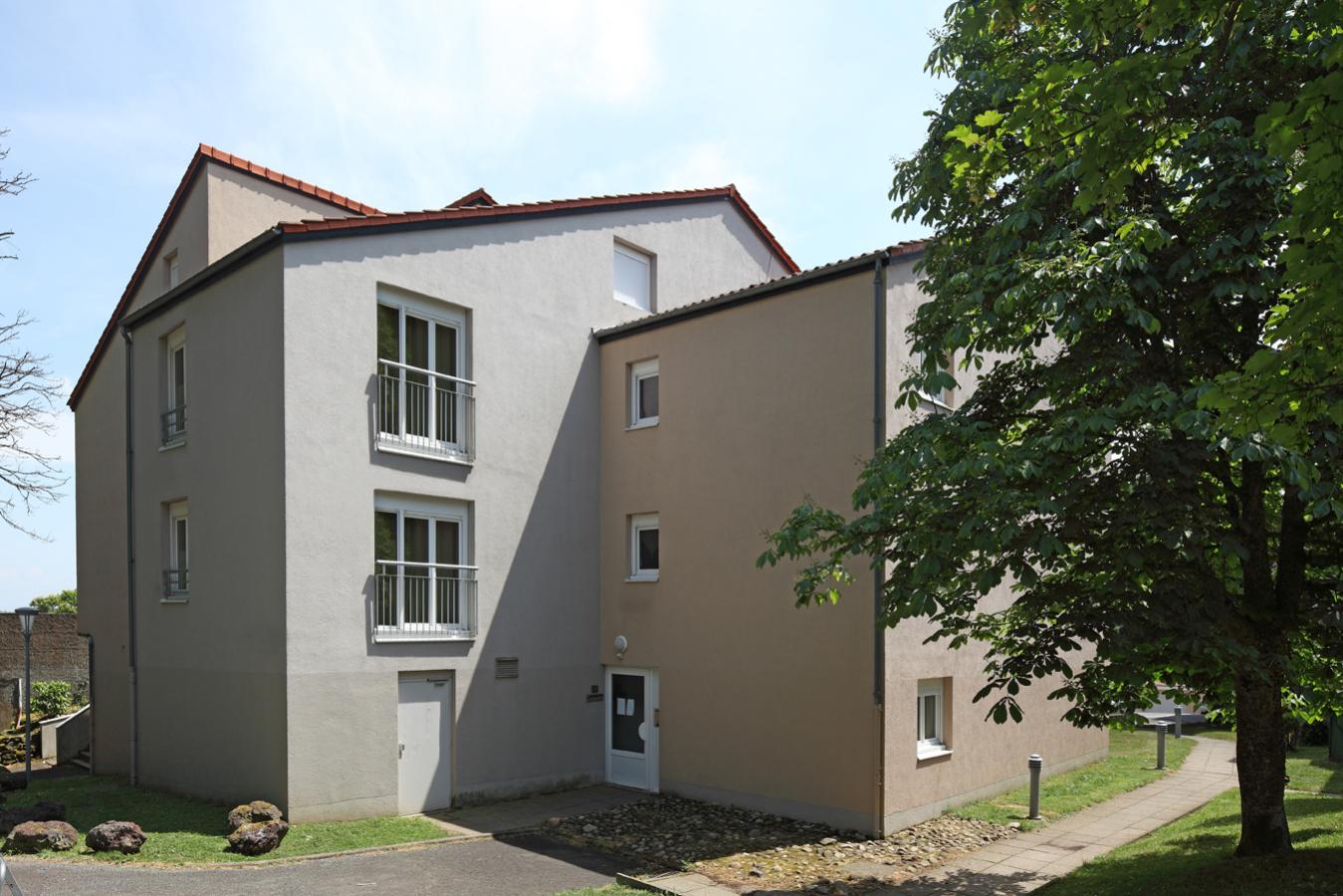 
																																							5 pièces - 
																																						3ème étage - 102m² - 1 120,84 € - Photo #2