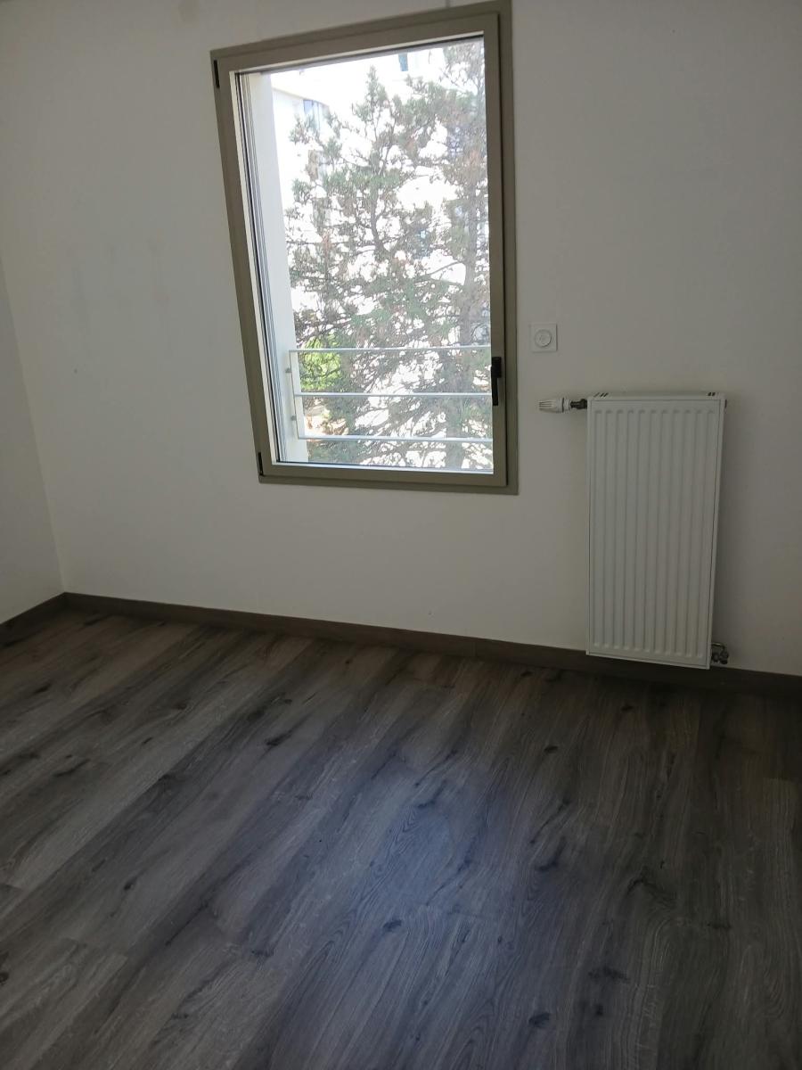 3 pièces - 2ème étage - 66m² - 948,45 € - Photo #6