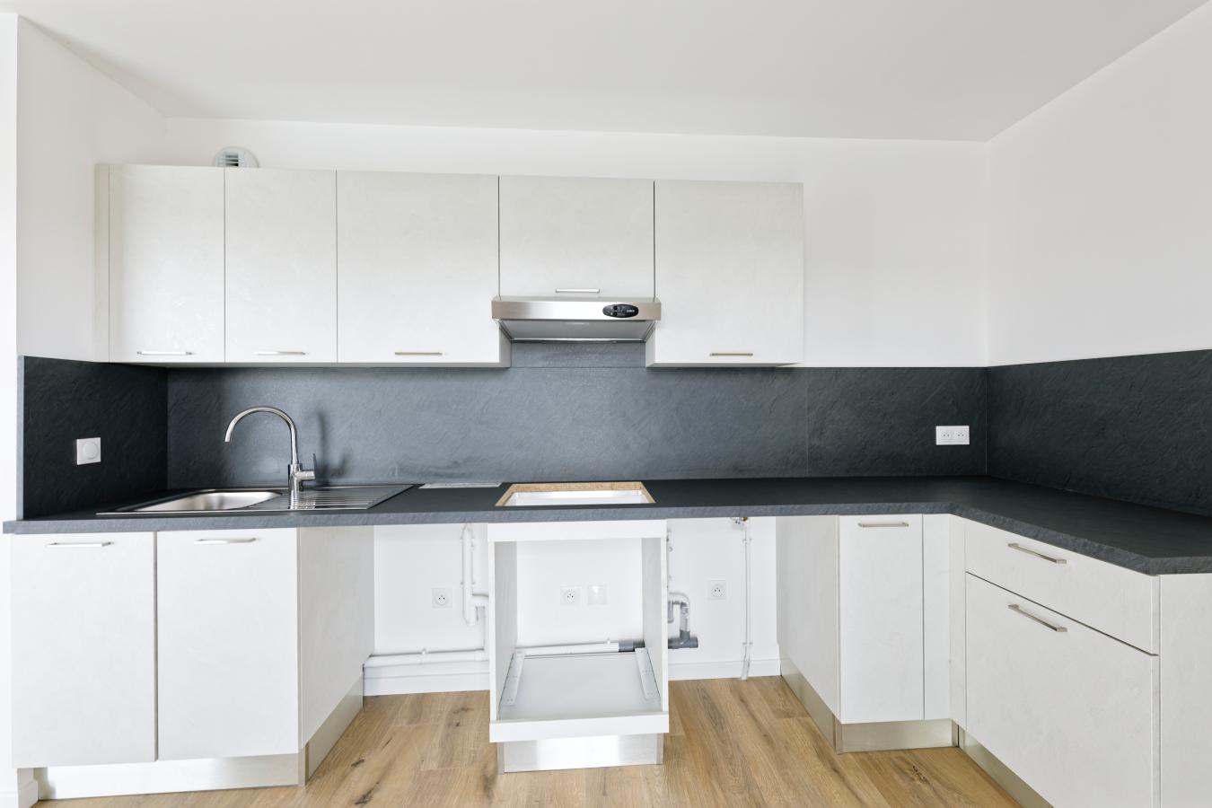 
																																							4 pièces - 
																																						1er étage - 82m² - 990,62 € - Photo #6