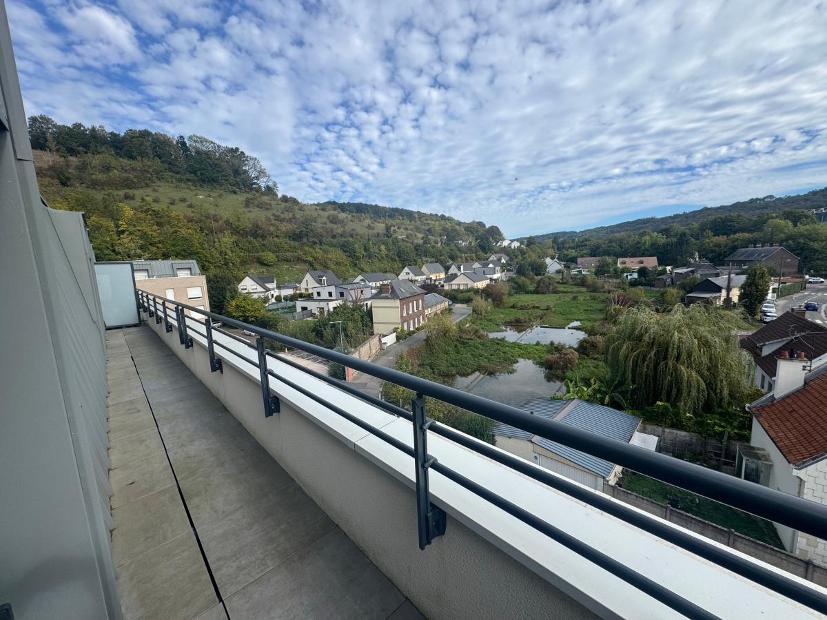3 pièces - 4ème étage - 63m² - 805,14 € - Photo #4