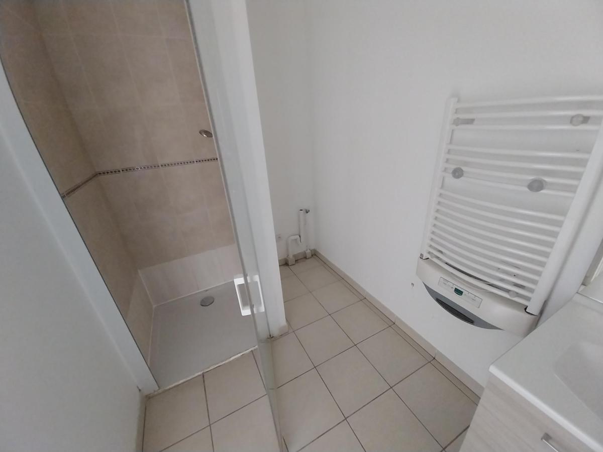 3 pièces - 4ème étage - 66m² - 1 116,74 € - Photo #7