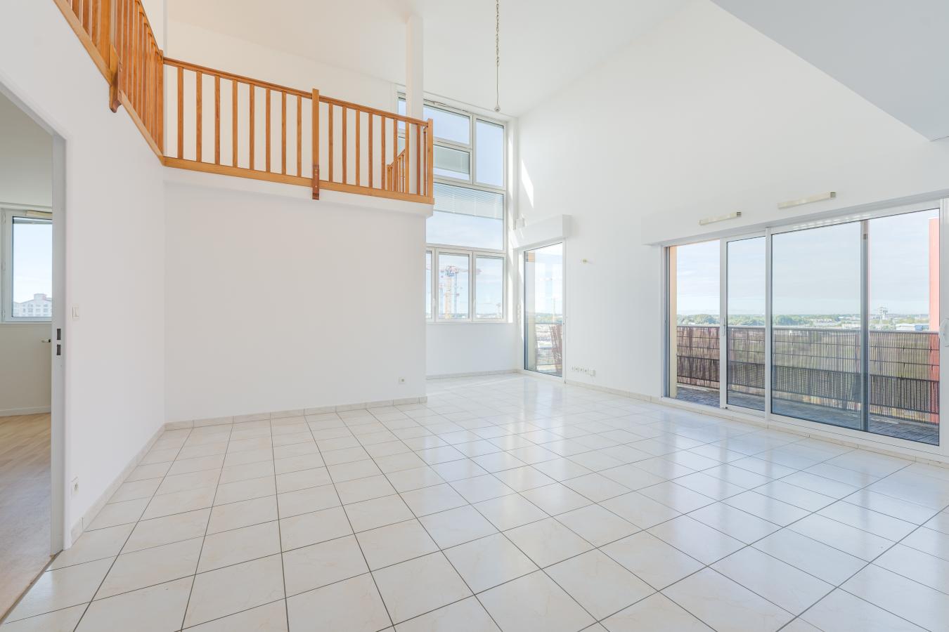 6 pièces - 9ème étage - 126m² - 1 802,31 € - Photo #1