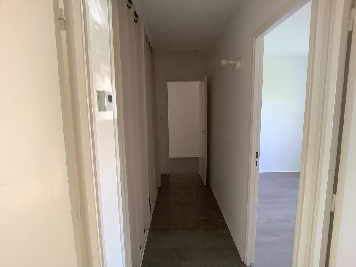 
																																							4 pièces - 
																																						RDC 190 000 € - Photo #5