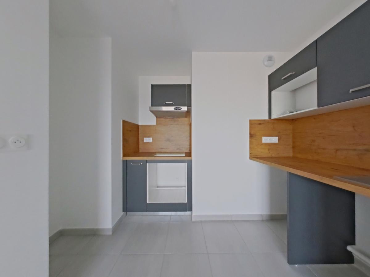 
																			2 pièces - 
																		9ème étage - 41m² - 656,77 € - Photo #3