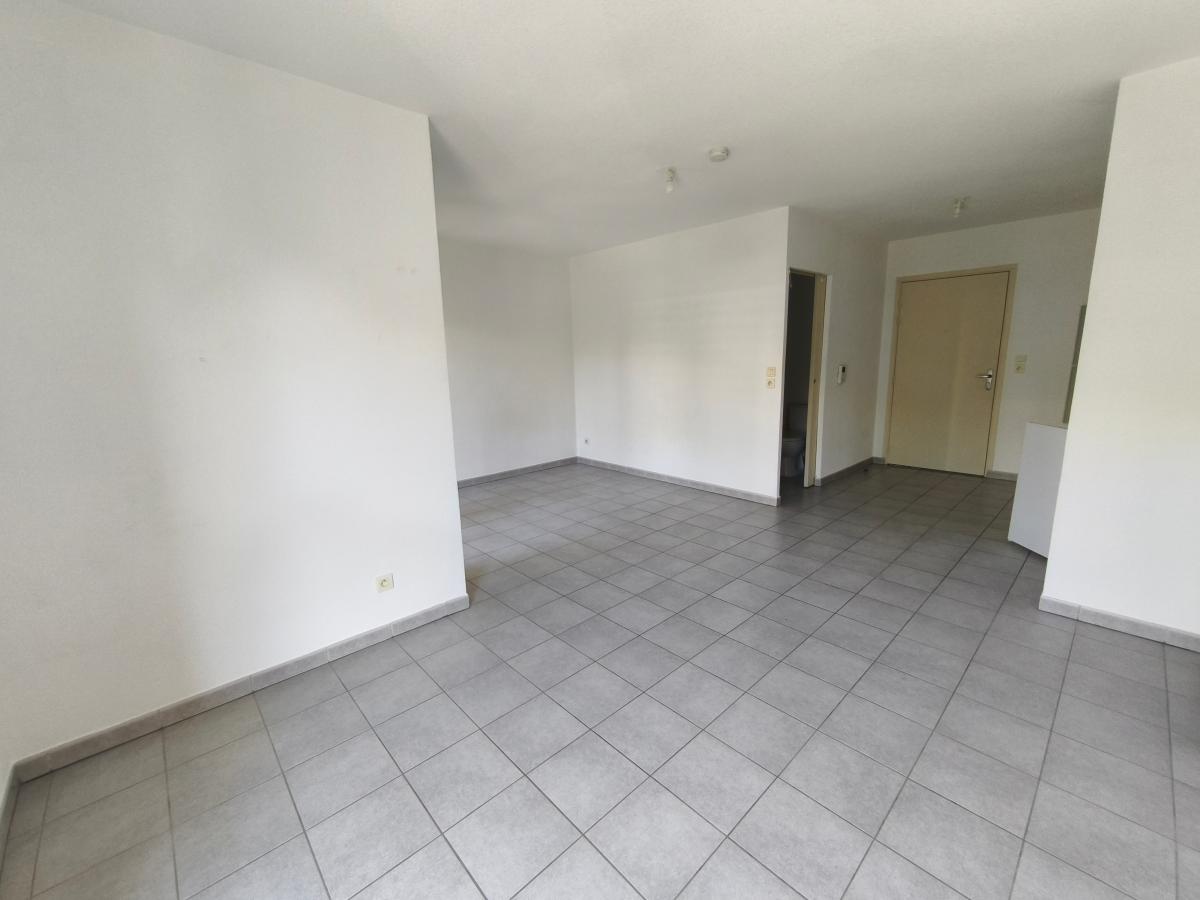 
																																							1 pièce - 
																																						2ème étage - 31m² - 120 000 € - Photo #5