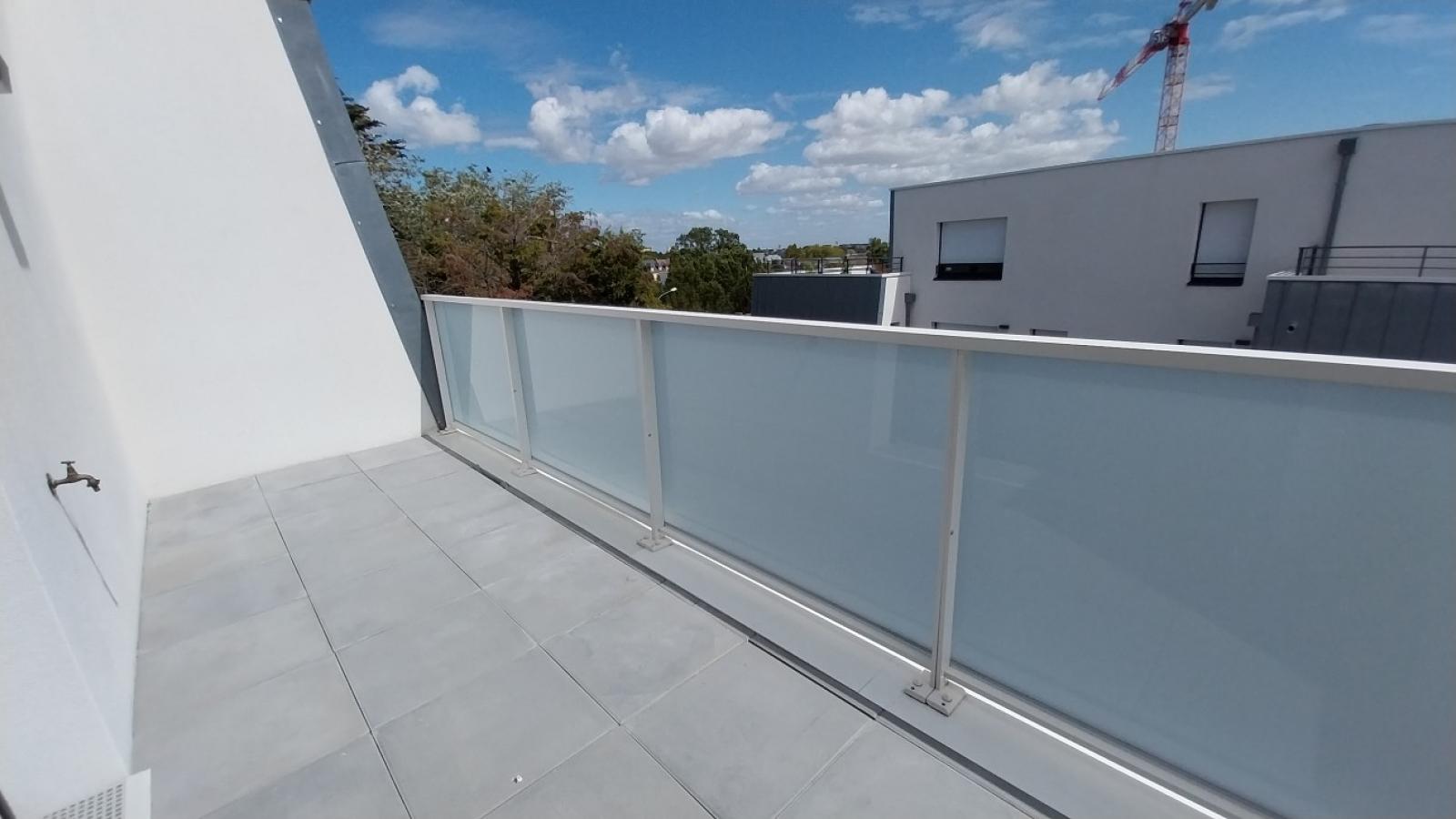 3 pièces - 4ème étage - 67m² - 820,96 € - Photo #3
