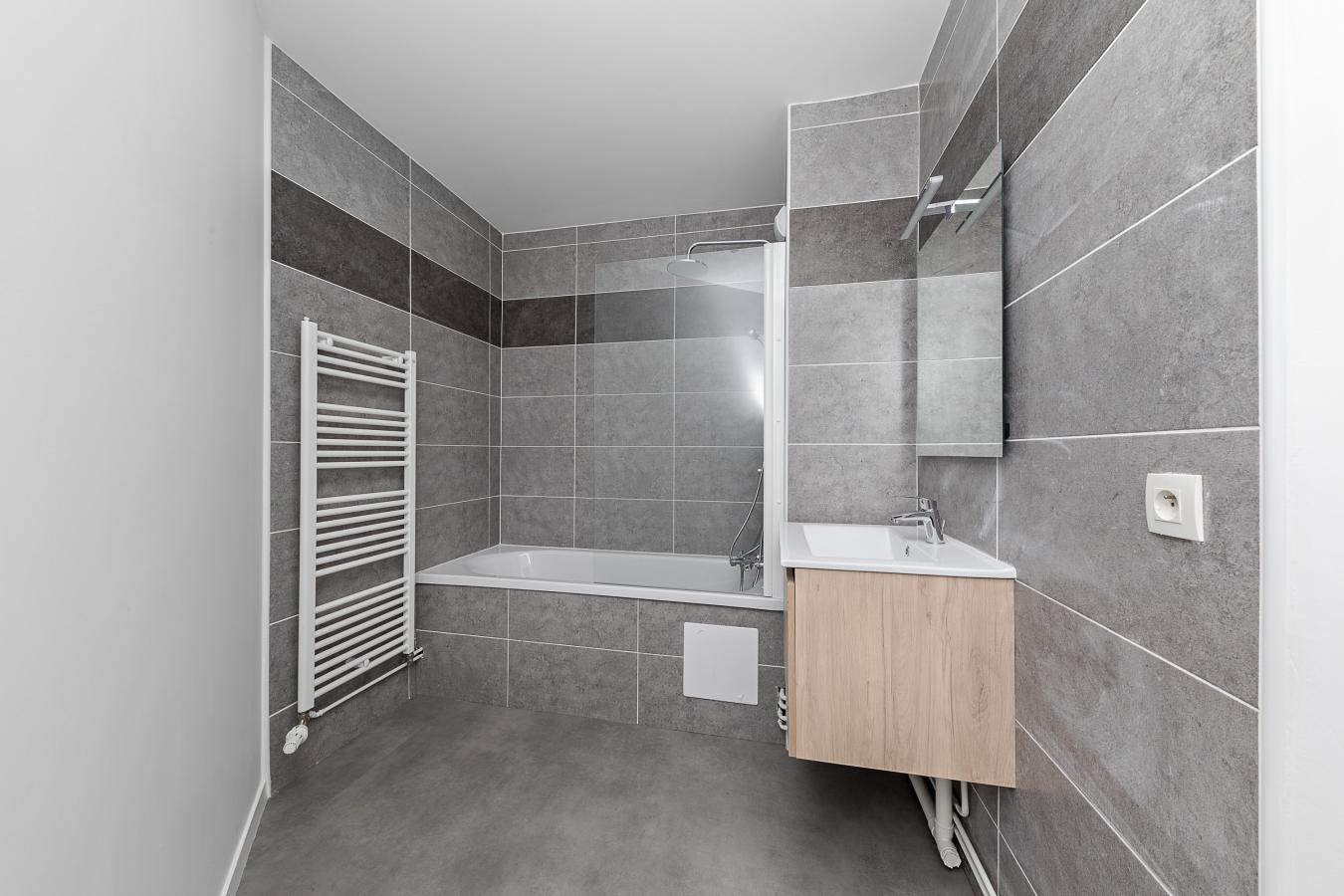 
																			3 pièces - 
																		2ème étage - 62m² - 839,33 € - Photo #3