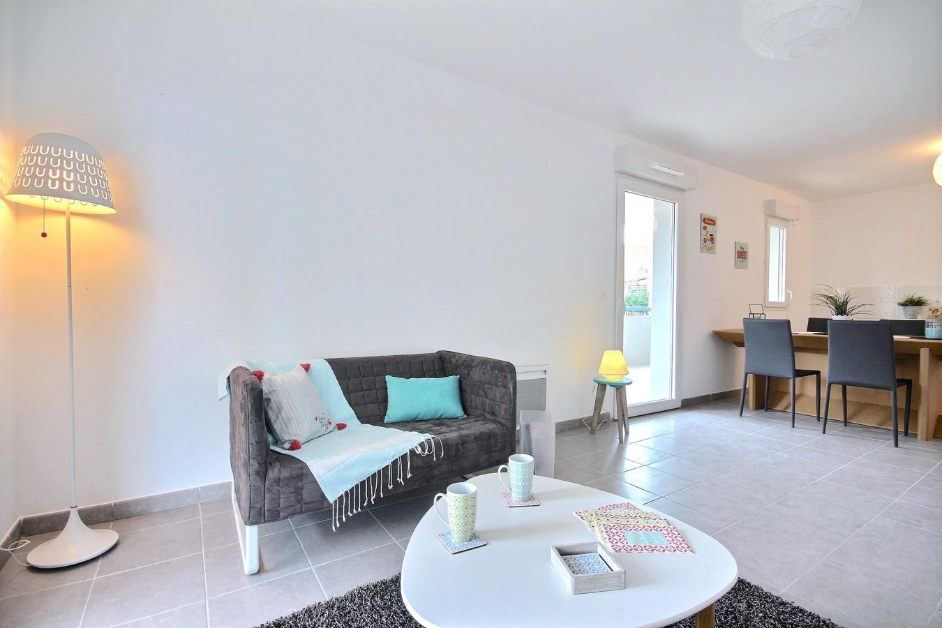 2 pièces - 2ème étage - 51m² - 812,23 € - Photo #3