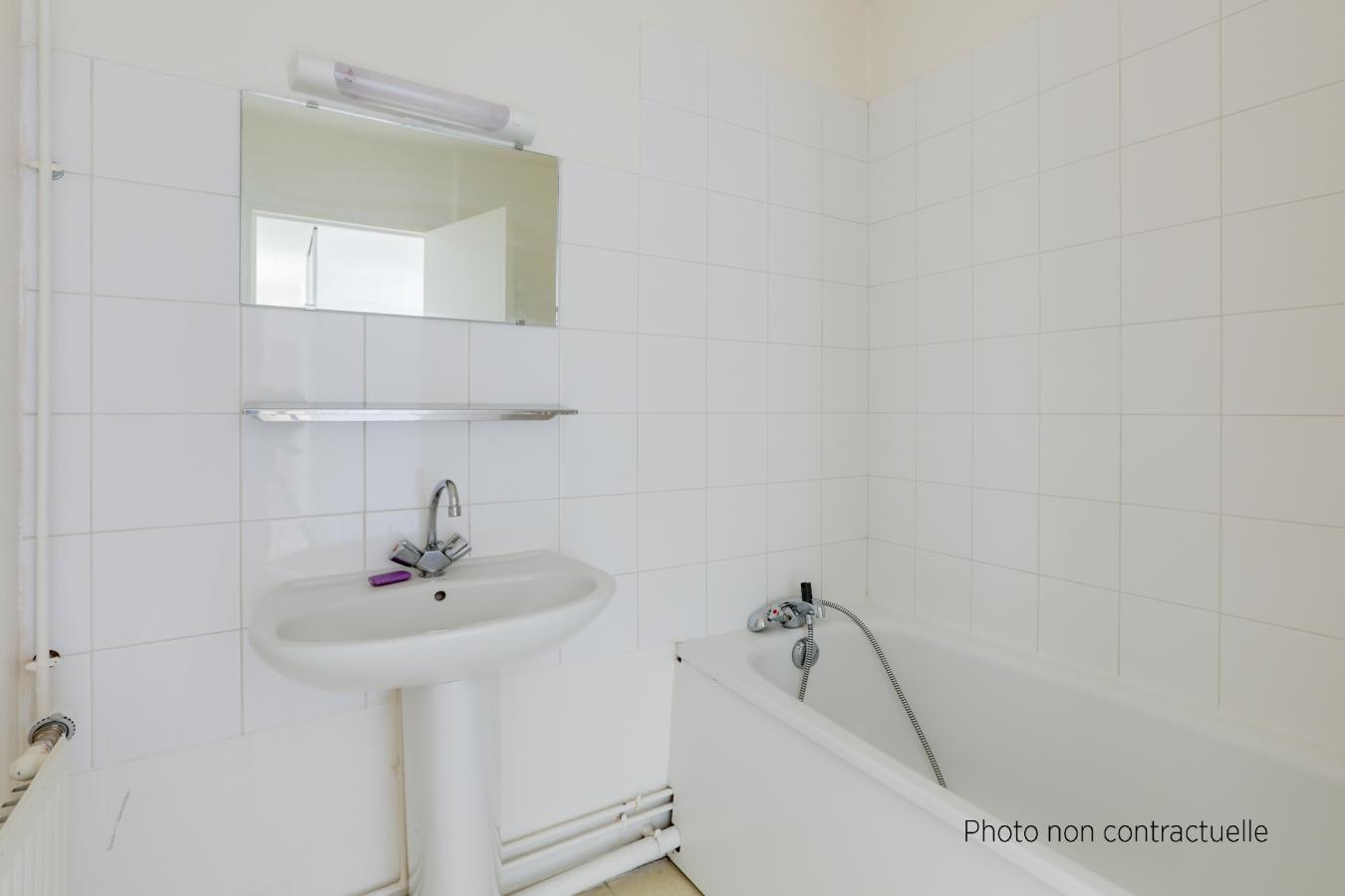 
																																							4 pièces - 
																																						2ème étage - 79m² - 1 010,00 € - Photo #5