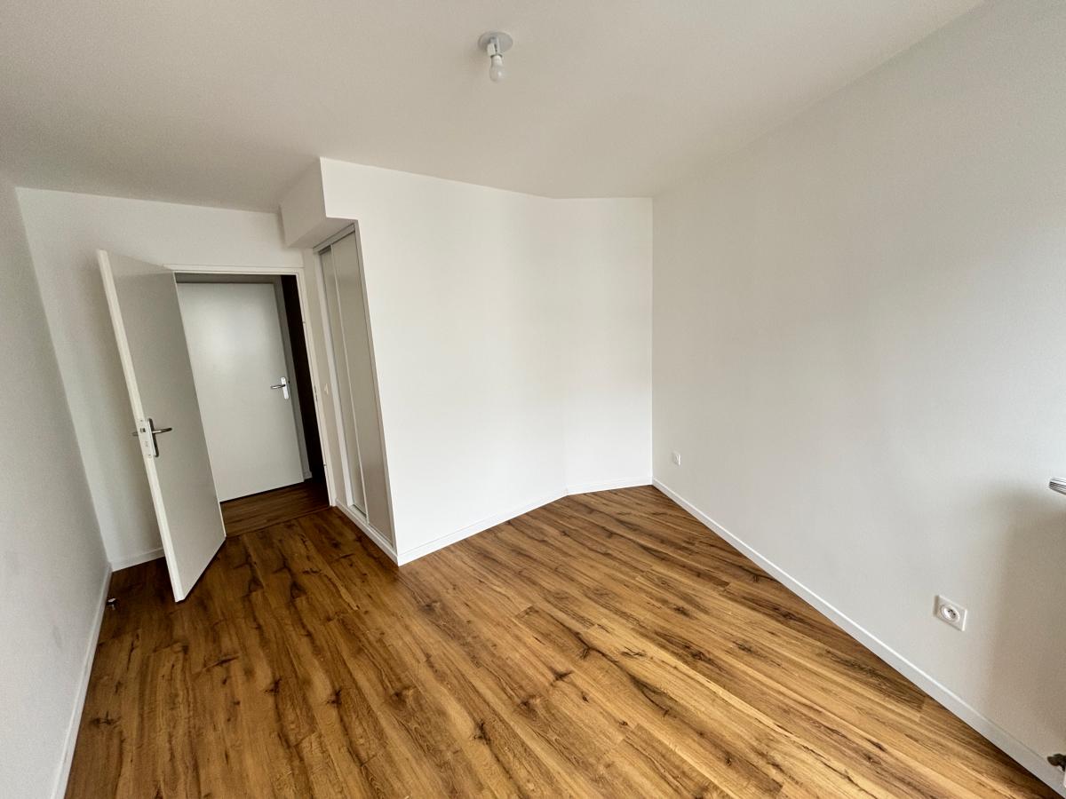 4 pièces - 5ème étage - 82m² - 1 797,58 € - Photo #5