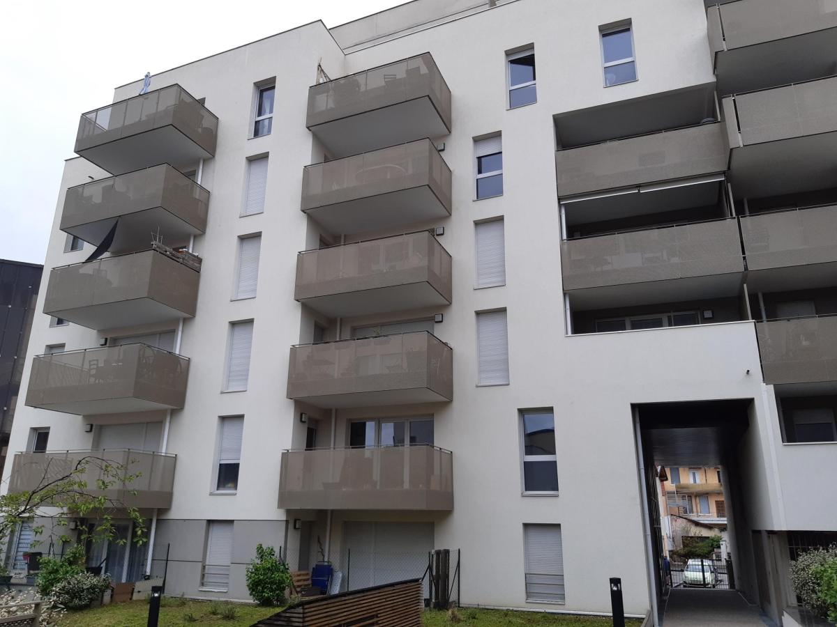 
																																							3 pièces - 
																																						RDC - 65m² - 922,83 € - Photo #5
