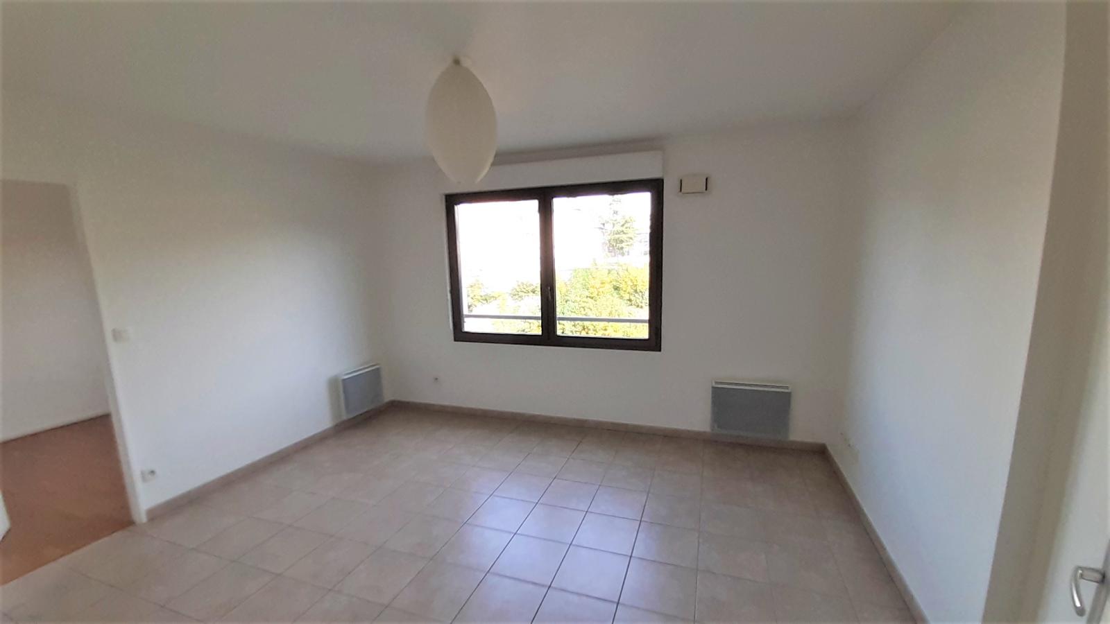 
																			2 pièces – 
																		2ème étage – 35m² - 105 000 € - Photo #1