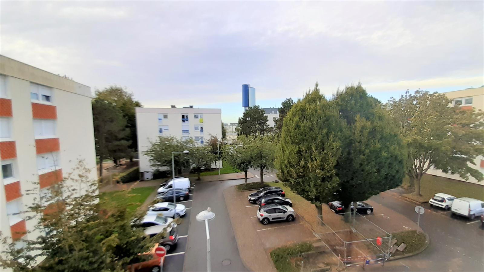 
																																							4 pièces - 
																																						3ème étage - 76m² - 106 400 € - Photo #5