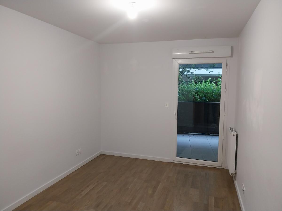 
																			3 pièces - 
																		4ème étage - 68m² - 1 018,18 € - Photo #2