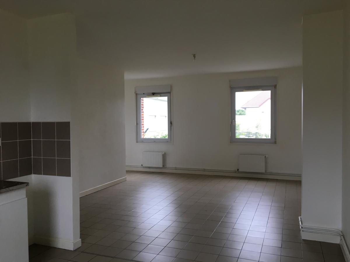 
																			3 pièces – 
																		RDC – 77m² - 753,15 € - Photo #1