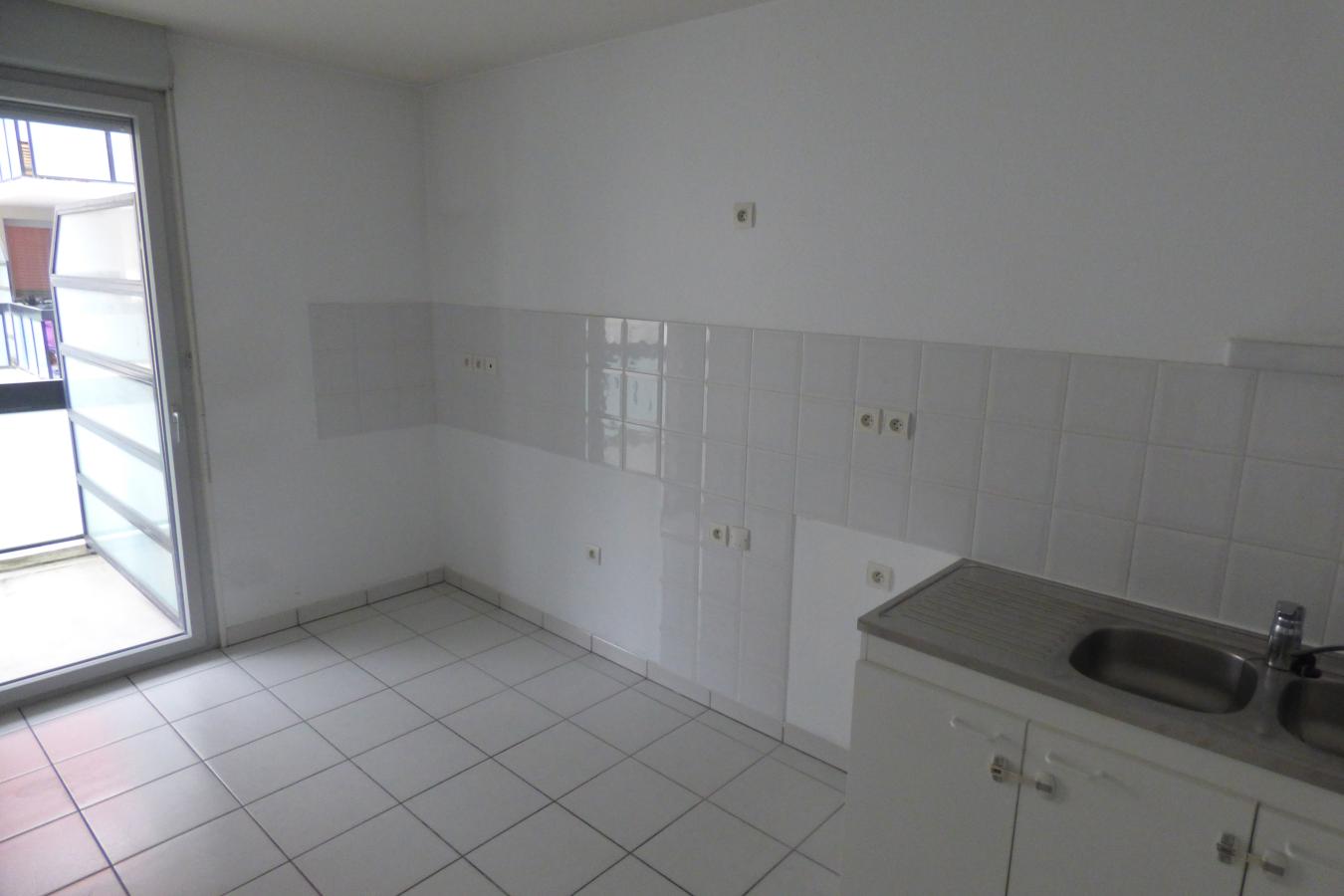 
																																							3 pièces - 
																																						2ème étage - 69m² - 735,93 € - Photo #2