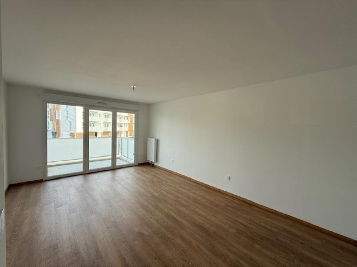 
																																							2 pièces - 
																																						1er étage - 48m² - 619,58 € - Photo #2