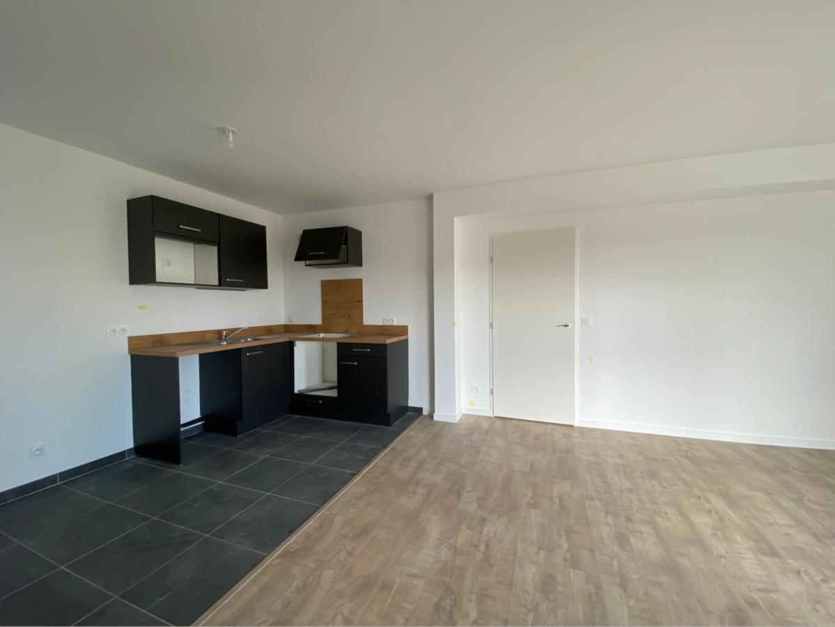 
																																							3 pièces - 
																																						3ème étage - 69m² - 1 074,15 € - Photo #5