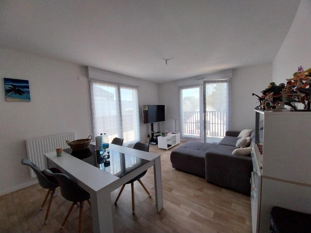 
																																							3 pièces - 
																																						1er étage - 59m² - 722,59 € - Photo #5