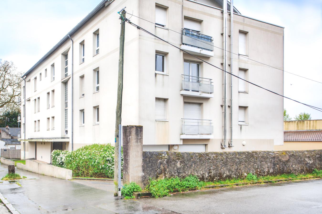 
																			2 pièces - 
																		1er étage - 54m² - 132 000 € - Photo #0