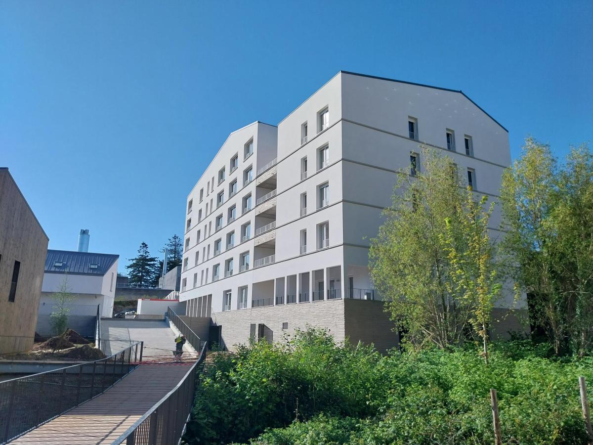 
																			1 pièce - 
																		RDC - 31m² - 551,23 € - Photo #0