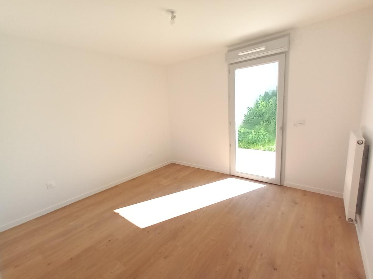 
																																							3 pièces - 
																																						4ème étage - 62m² - 929,37 € - Photo #1