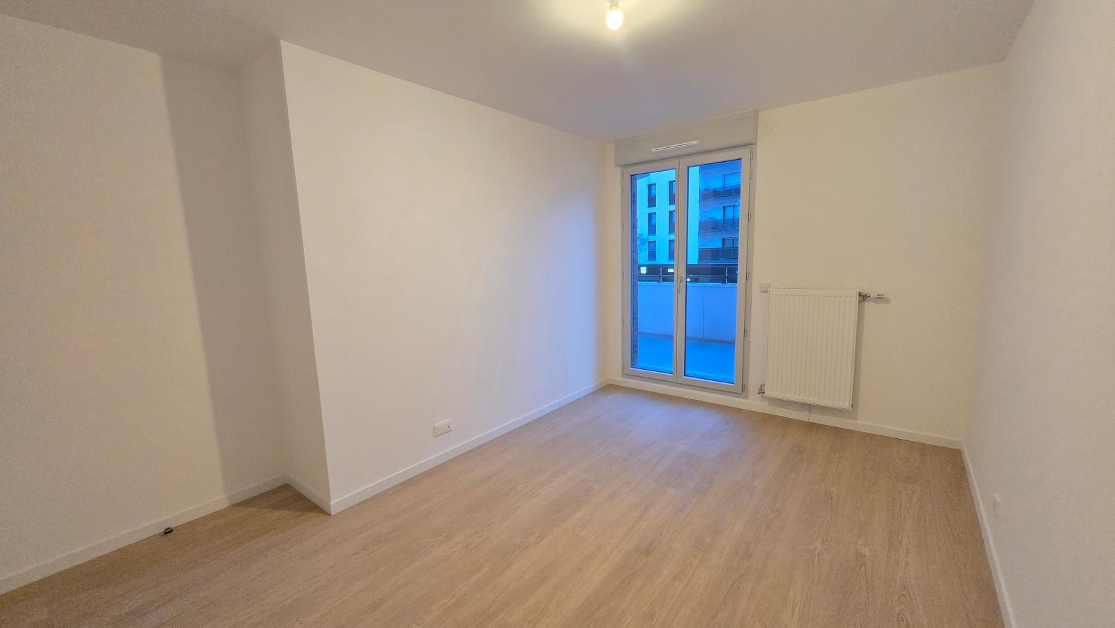 
																																							4 pièces - 
																																						5ème étage - 92m² - 1 724,12 € - Photo #5
