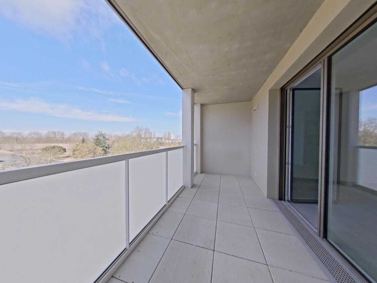 
																																							2 pièces - 
																																						5ème étage - 42m² - 645,24 € - Photo #2