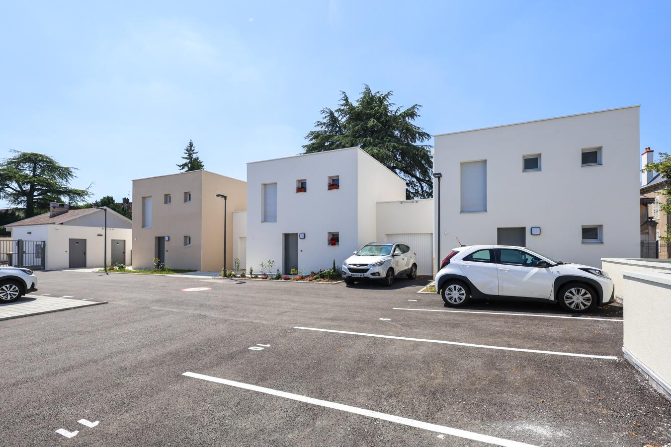 4 pièces - RDC - 89m² - 968,79 € - Photo #1