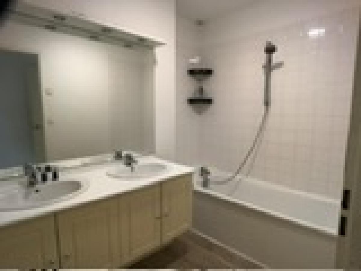 5 pièces - RDC - 0m² - 295 000 € - Photo #6