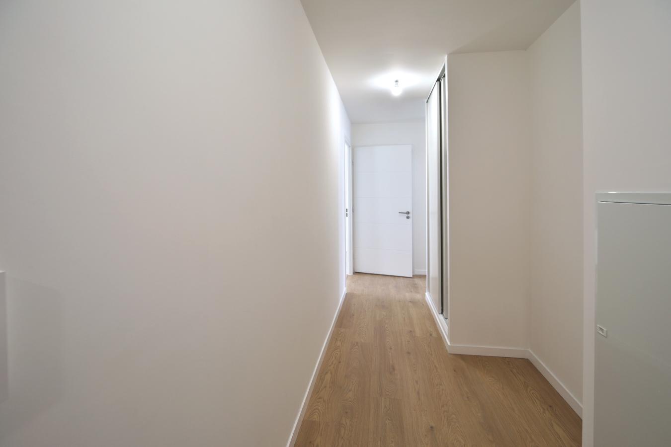 
																			3 pièces - 
																		6ème étage - 65m² - 1 266,03 € - Photo #3