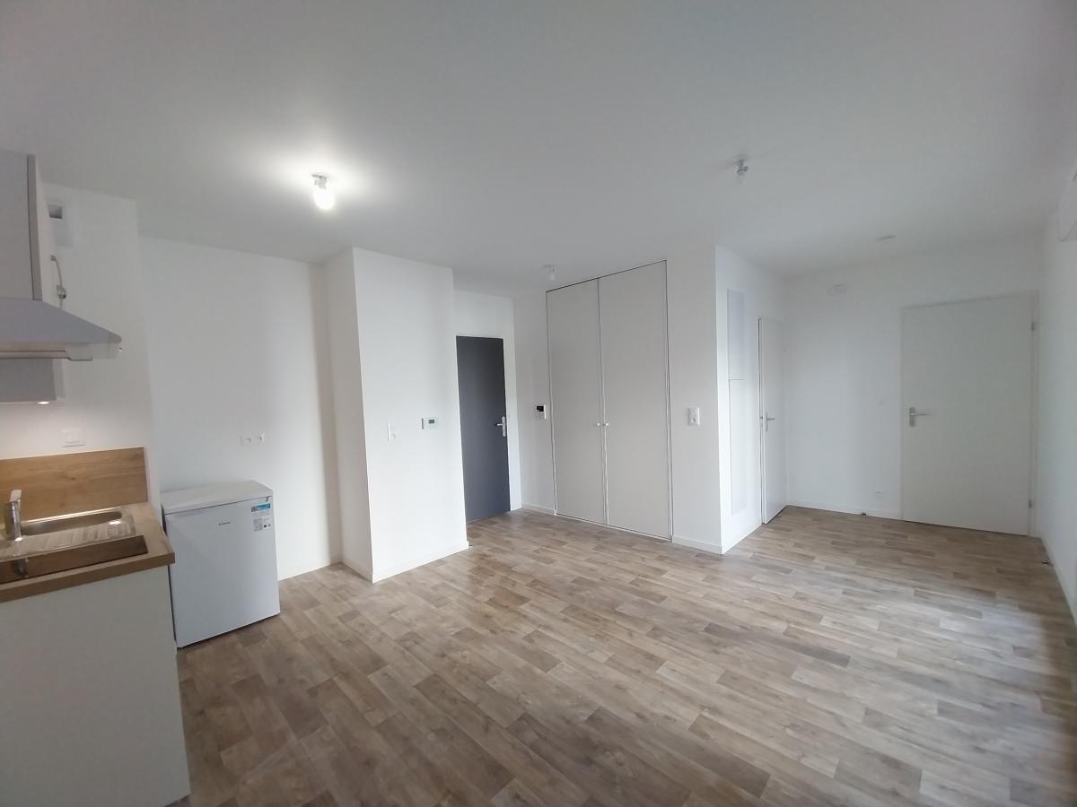 
																			2 pièces - 
																		5ème étage - 41m² - 613,55 € - Photo #4