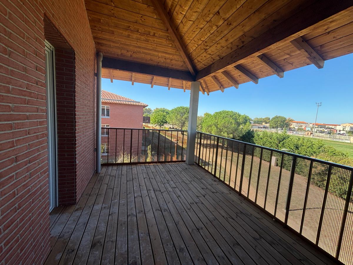 
																																							4 pièces - 
																																						2ème étage - 91m² - 983,68 € - Photo #1