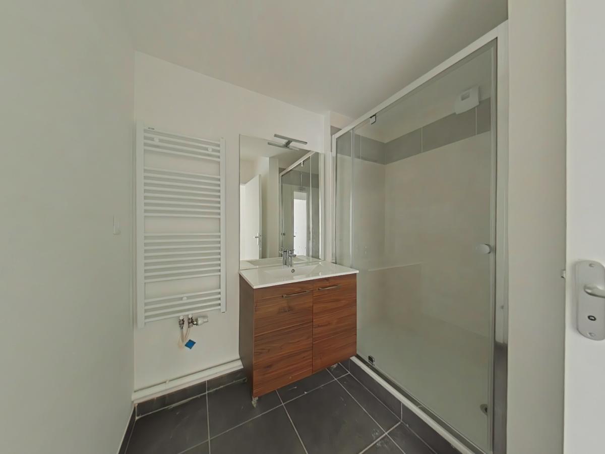 
																																							5 pièces - 
																																						2ème étage - 94m² - 1 398,08 € - Photo #6