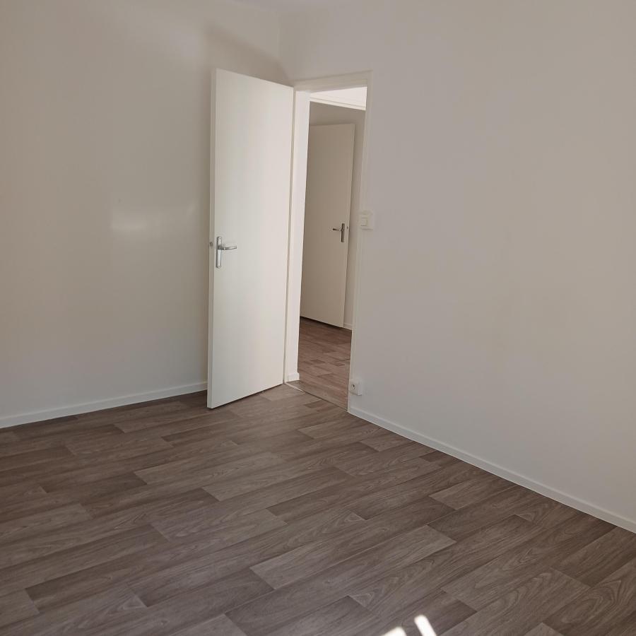 3 pièces - 1er étage - 62m² - 748,76 € - Photo #5
