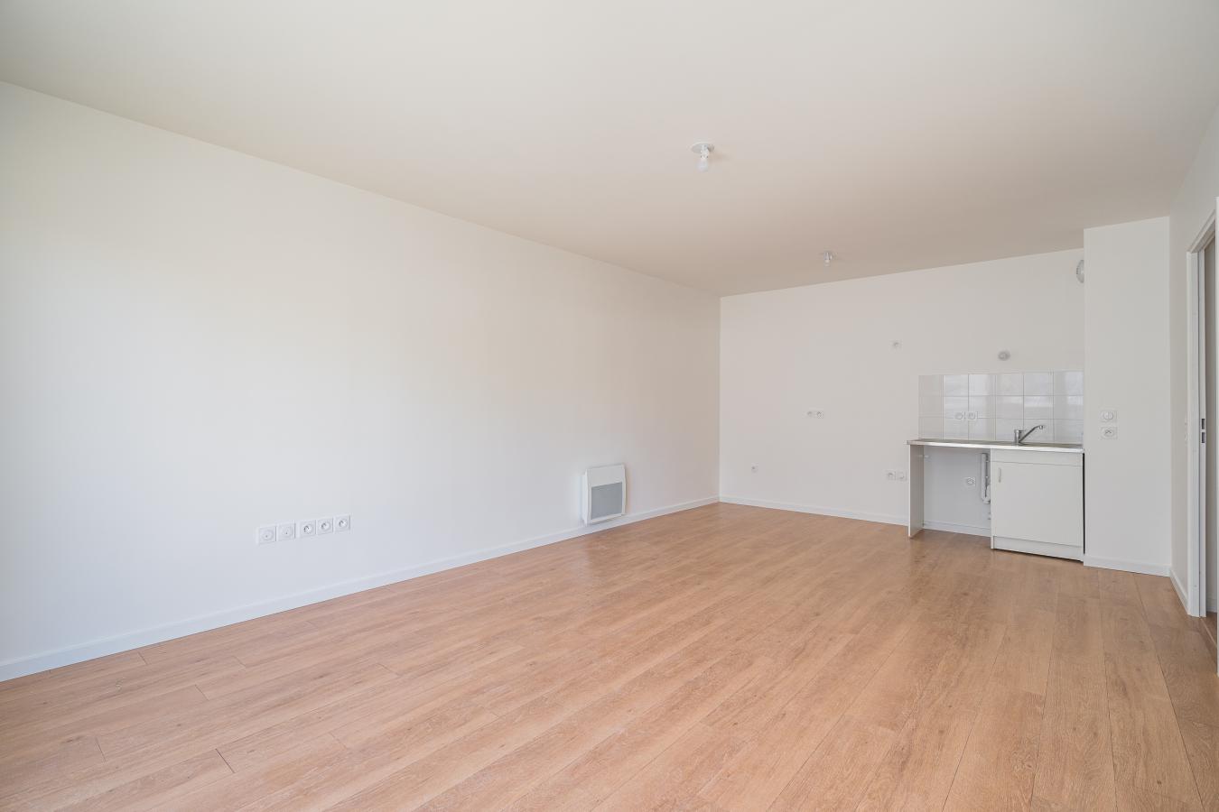 
																			2 pièces - 
																		2ème étage - 43m² - 881,21 € - Photo #3
