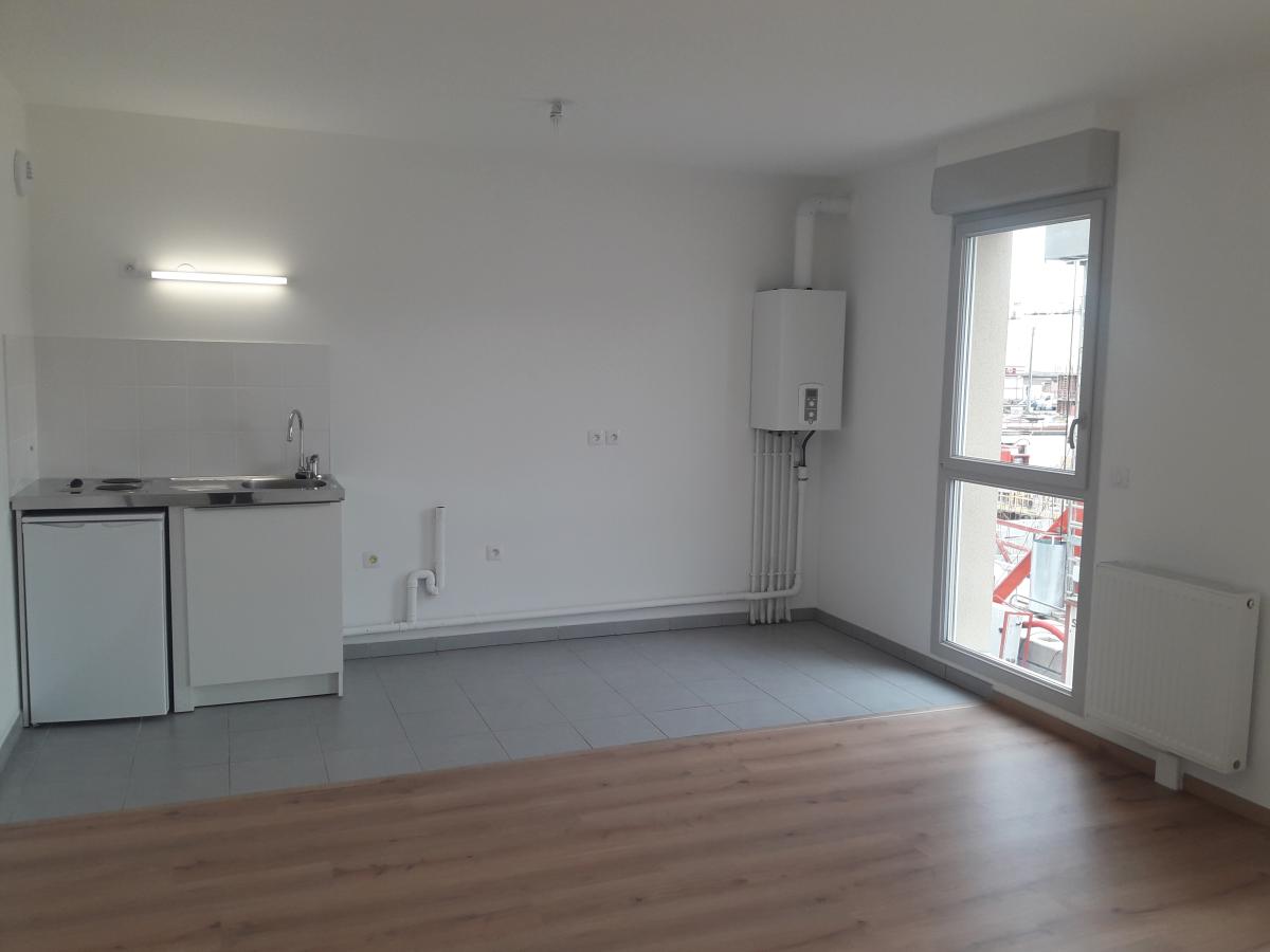 
																			1 pièce - 
																		2ème étage - 35m² - 481,37 € - Photo #2