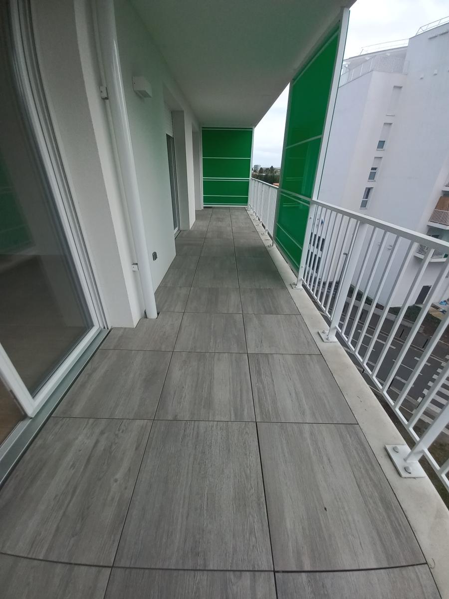 
																			3 pièces - 
																		3ème étage - 70m² - 1 013,83 € - Photo #0