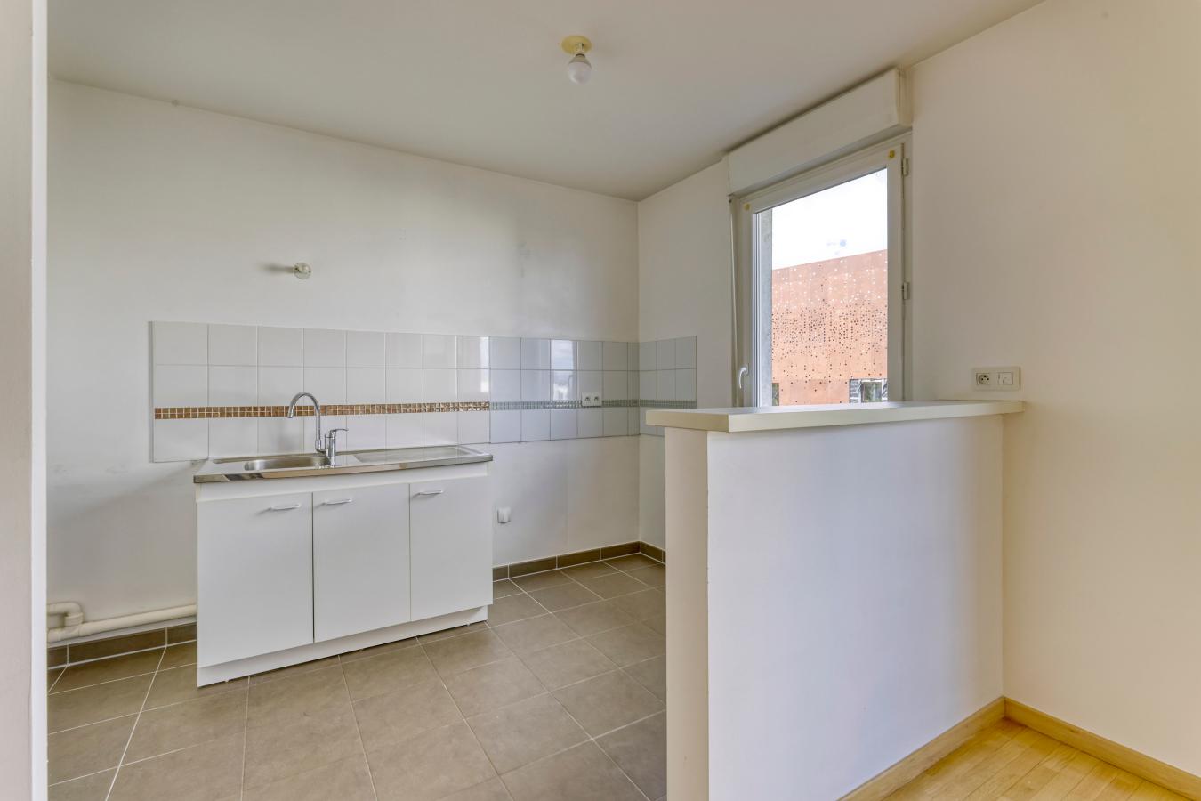 3 pièces - 2ème étage - 65m² - 1 866,22 € - Photo #4