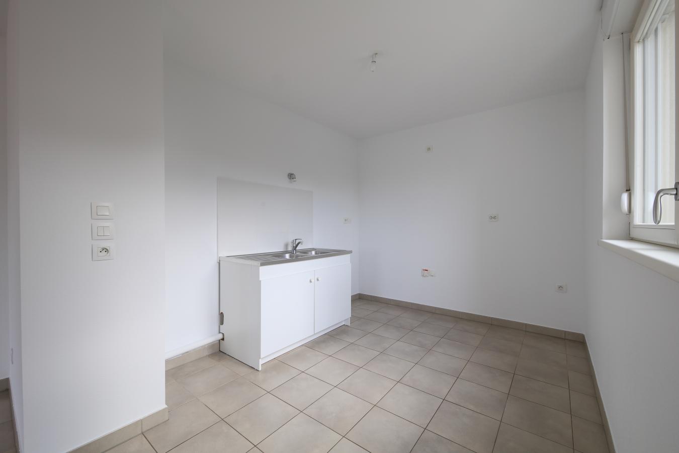 
																																							3 pièces - 
																																						2ème étage - 70m² - 898,94 € - Photo #2