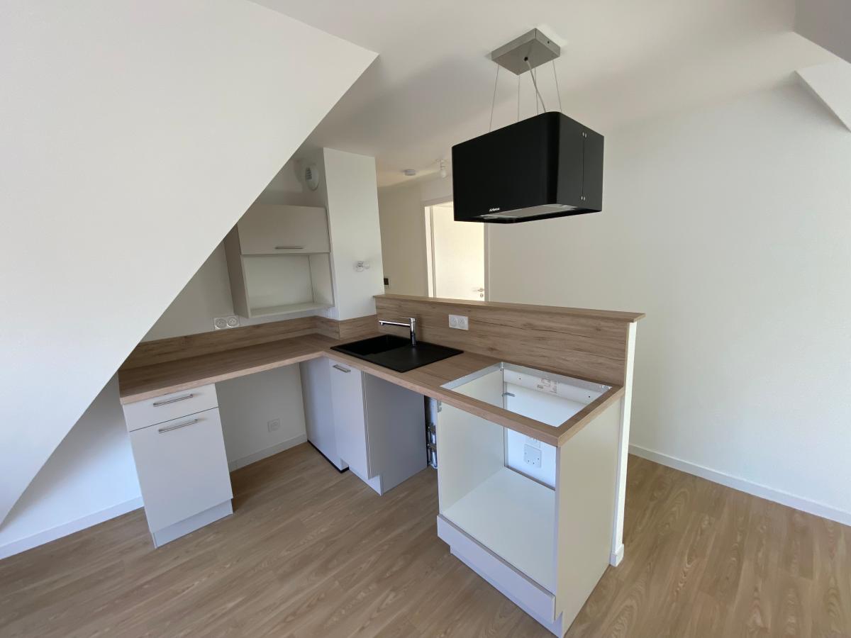 2 pièces - 2ème étage - 28m² - 633,97 € - Photo #0