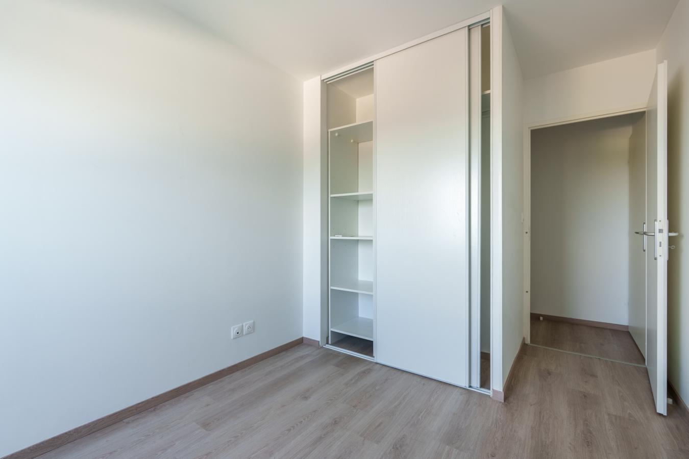 
																																							3 pièces - 
																																						RDC - 61m² - 794,70 € - Photo #6