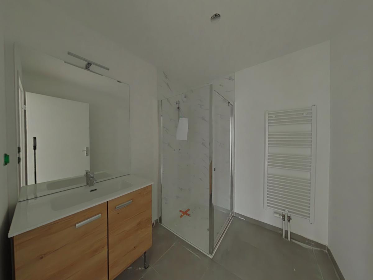 
																			4 pièces - 
																		1er étage - 82m² - 988,22 € - Photo #4