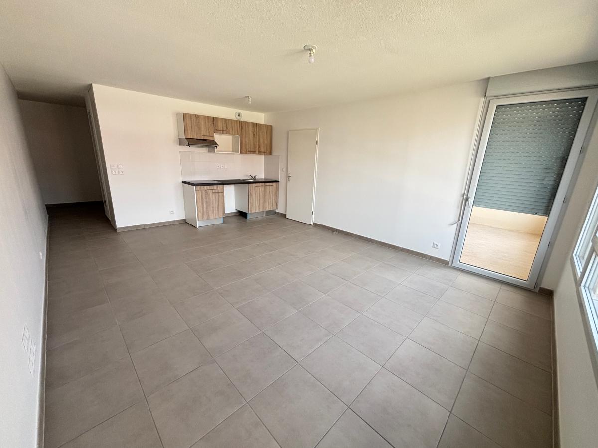 
																			3 pièces - 
																		1er étage - 62m² - 804,43 € - Photo #0