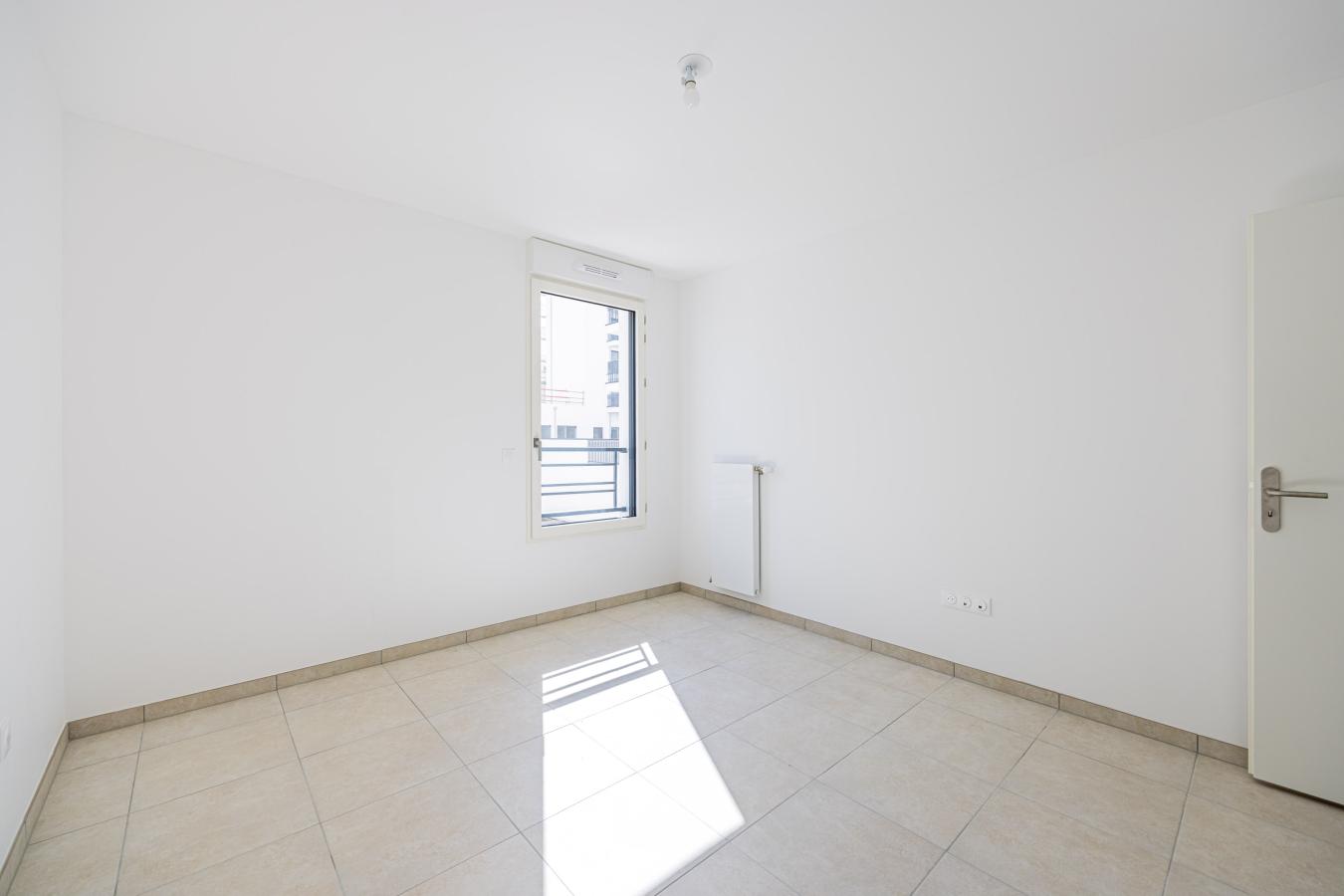1 pièce - 4ème étage - 35m² - 1 124,72 € - Photo #2