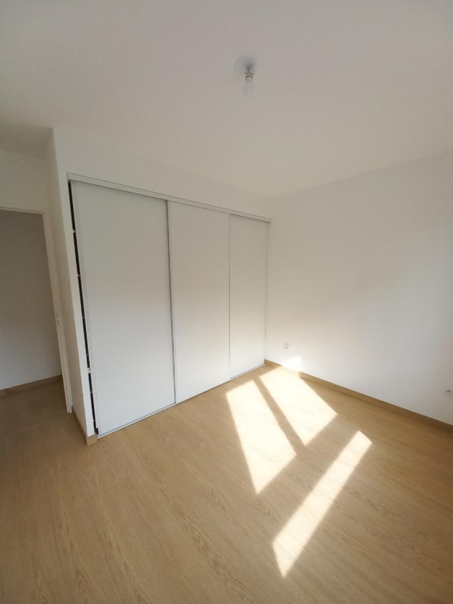 
																																							4 pièces - 
																																						3ème étage - 85m² - 1 168,49 € - Photo #5