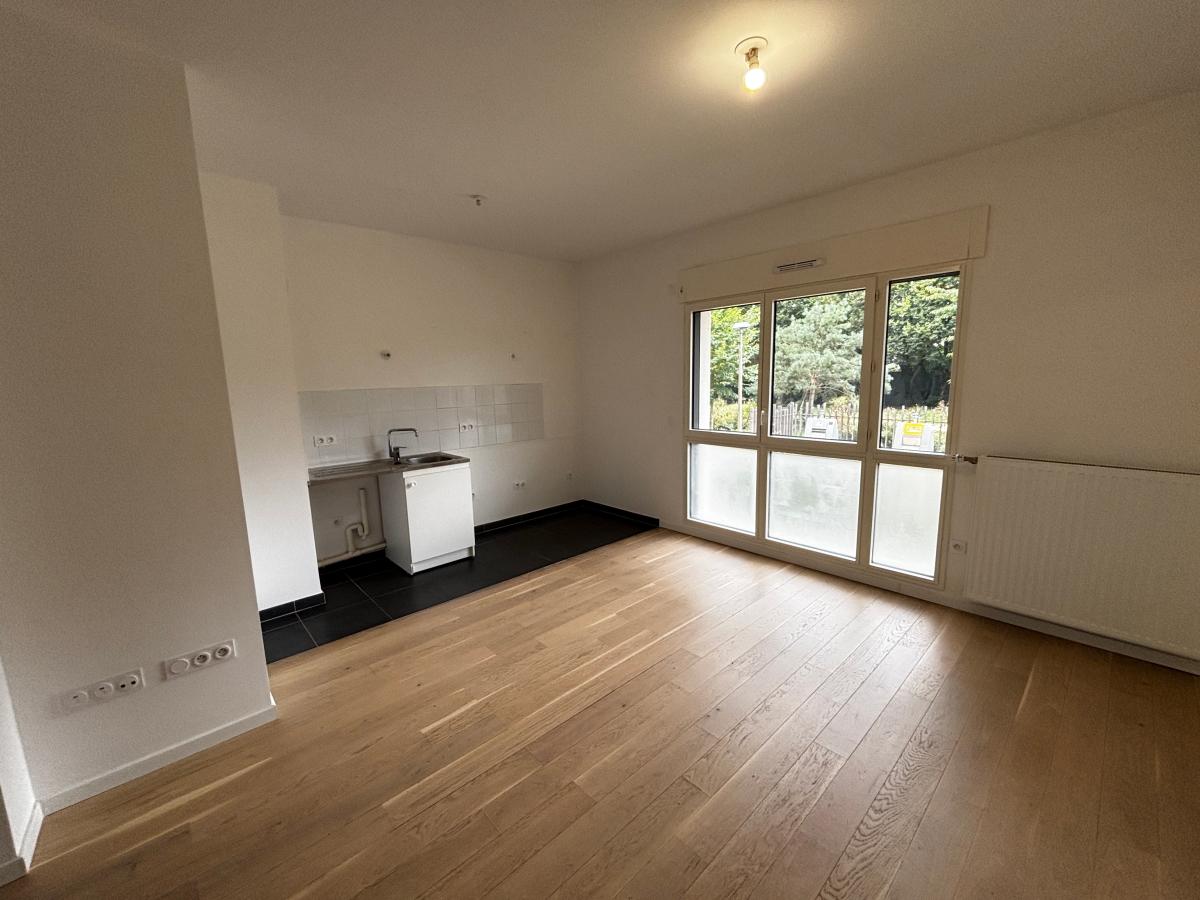 
																			2 pièces - 
																		RDC - 40m² - 1 014,99 € - Photo #1