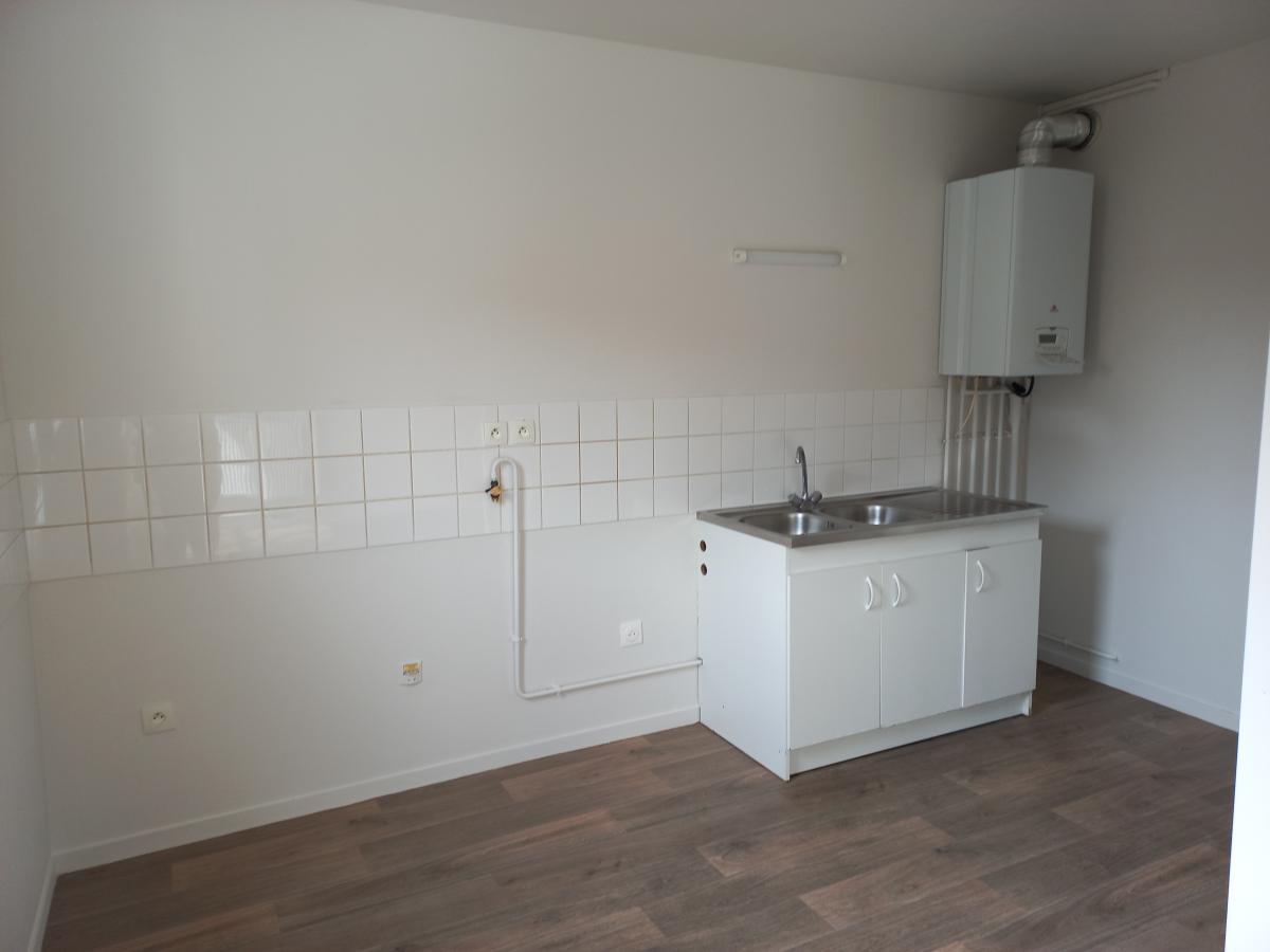 
																																							4 pièces - 
																																						2ème étage - 74m² - 846,97 € - Photo #1