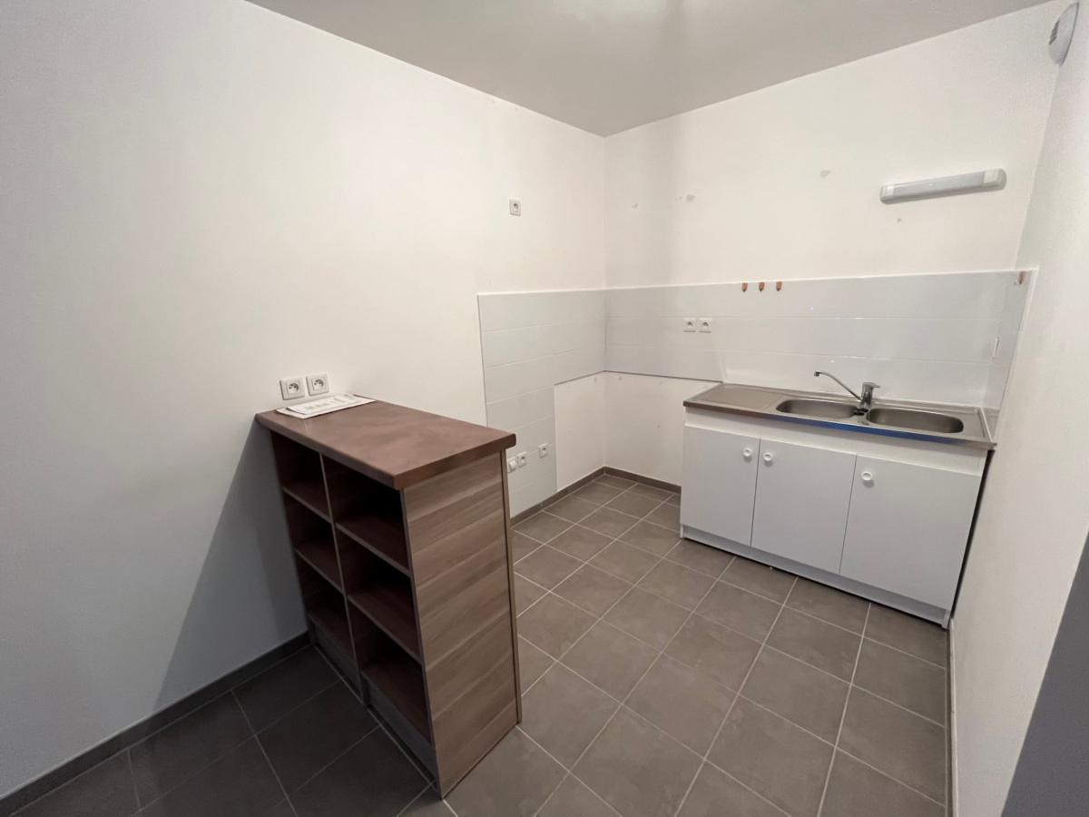 
																																							2 pièces - 
																																						RDC - 45m² - 868,56 € - Photo #5